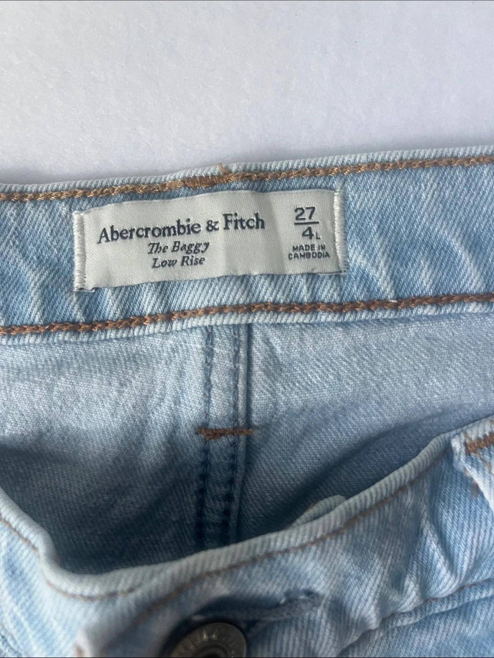 Abercrombie & Fitch Light Blue The Baggy Low Rise Size 27/4 Long